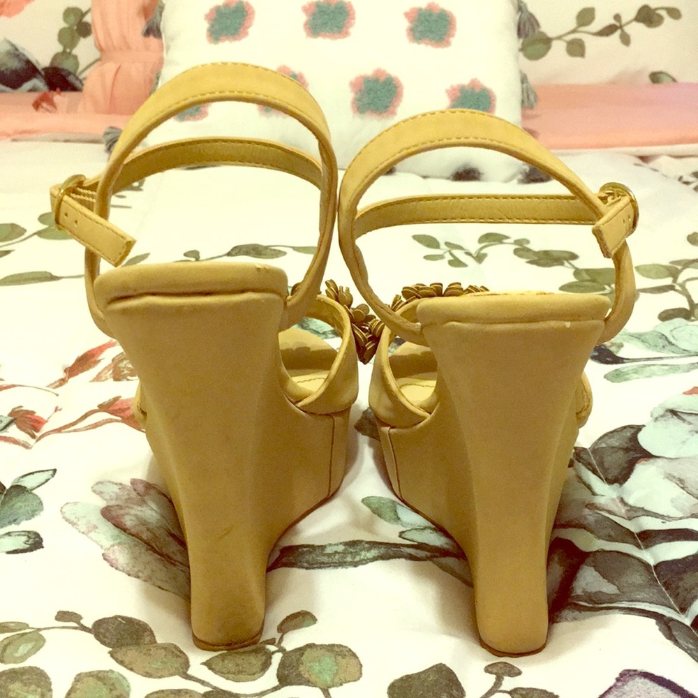 Taupe felt fabric wedges, Size 7